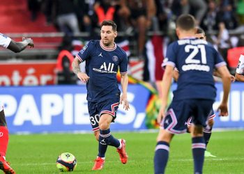 Messi Earn His First Goal in France.