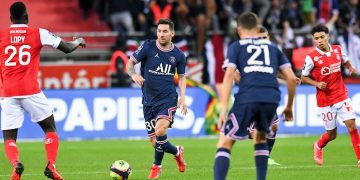 Messi Earn His First Goal in France.