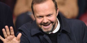 Manchester United CEO Ed Woodward Steps Down