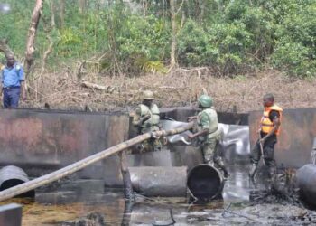 military and oil theft